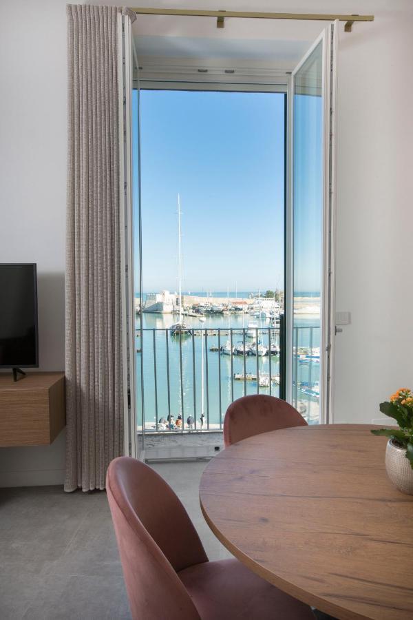 Appartement Residenza Rebecca à Trani Extérieur photo